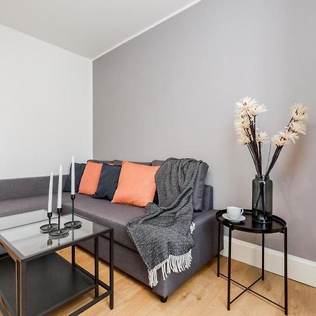 2 Bedrooms Serviced Apartment Excel Exhibition Centre, O2 Arena, Stratford Olympic City, Forest Gate, Central Londen Buitenkant foto