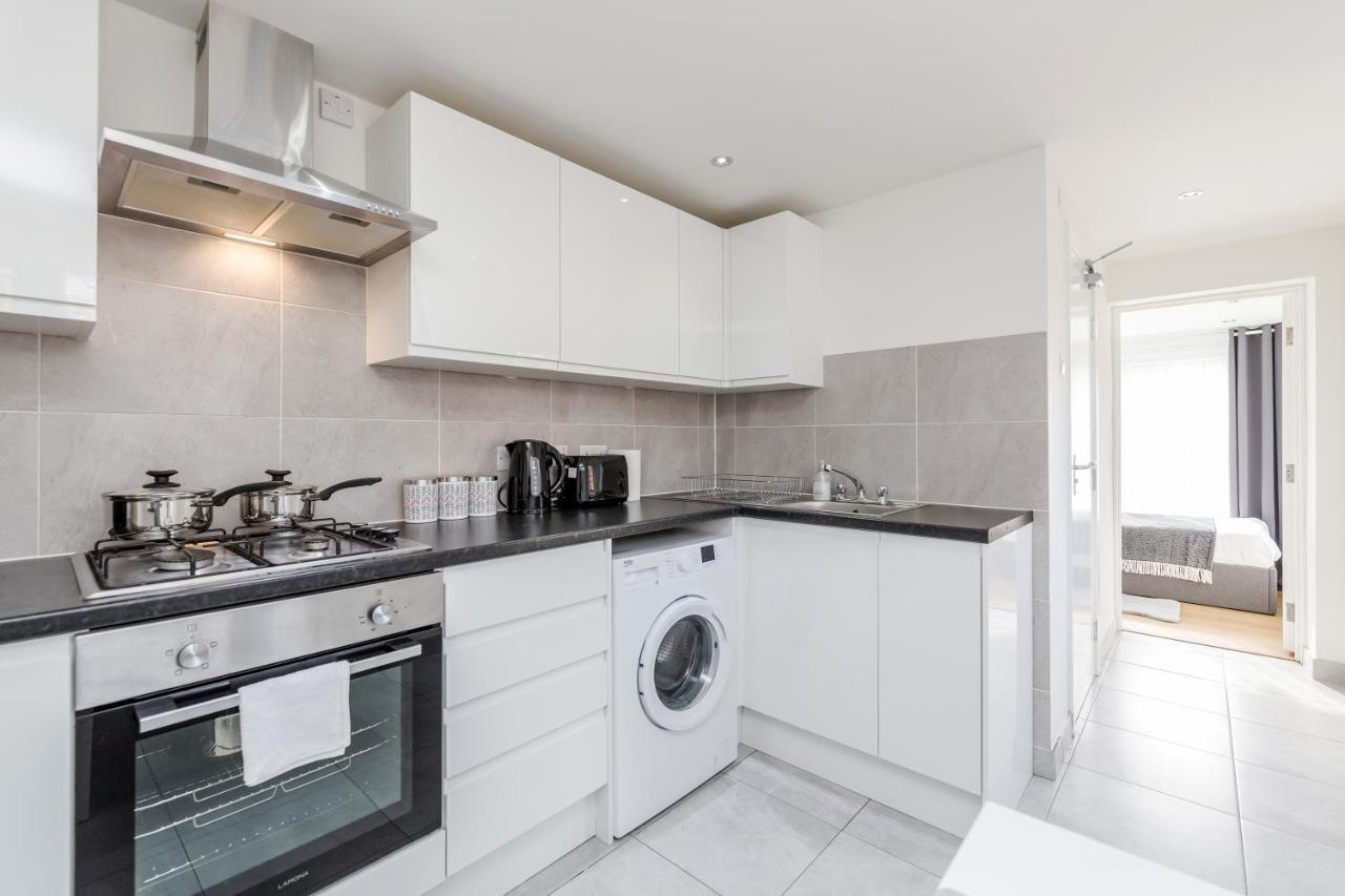 2 Bedrooms Serviced Apartment Excel Exhibition Centre, O2 Arena, Stratford Olympic City, Forest Gate, Central Londen Buitenkant foto