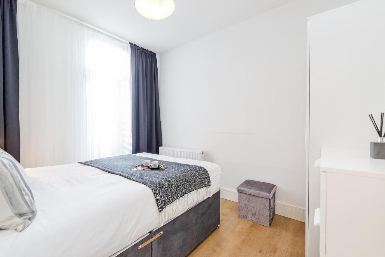 2 Bedrooms Serviced Apartment Excel Exhibition Centre, O2 Arena, Stratford Olympic City, Forest Gate, Central Londen Buitenkant foto